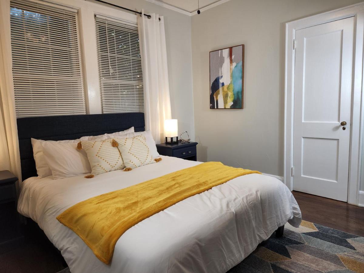 Spacious Centrally Located 3 Bed 2 Bath - Sleeps 8 Montgomery Dış mekan fotoğraf